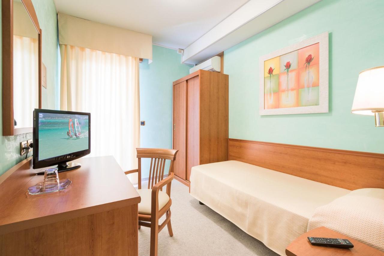 Hotel Al Cigno 리그나노 사비아도로 외부 사진